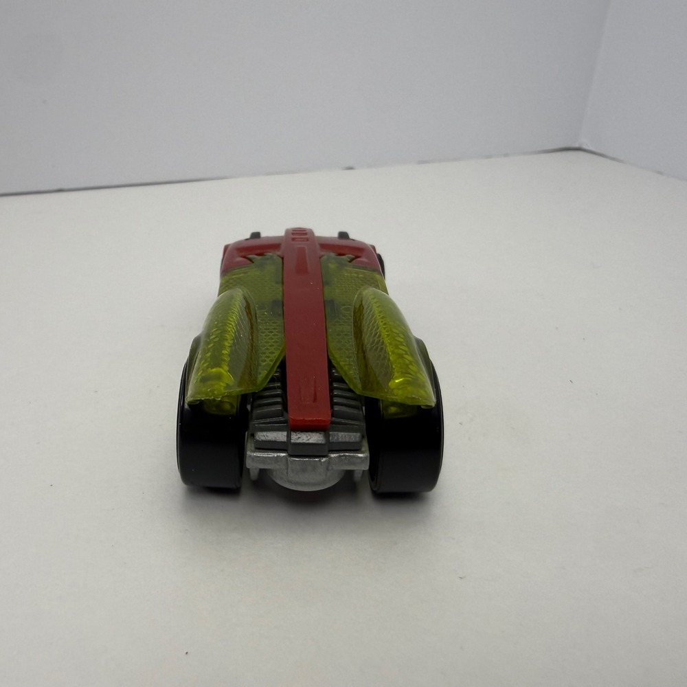 Hot Wheels Buzz Bomb Metallic Red Translucent Yellow Wings Diecast Car 2007 - Picture 4 of 6